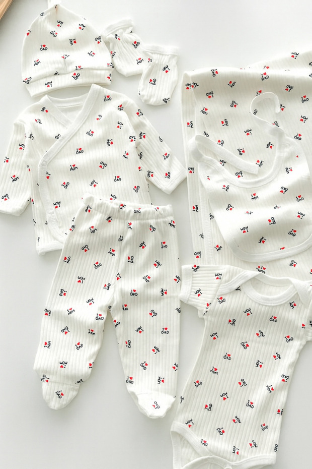 Seasonal Cotton 7-Piece Newborn Girl and Boy Hospital Discharge Set/Newborn Baby Outfit