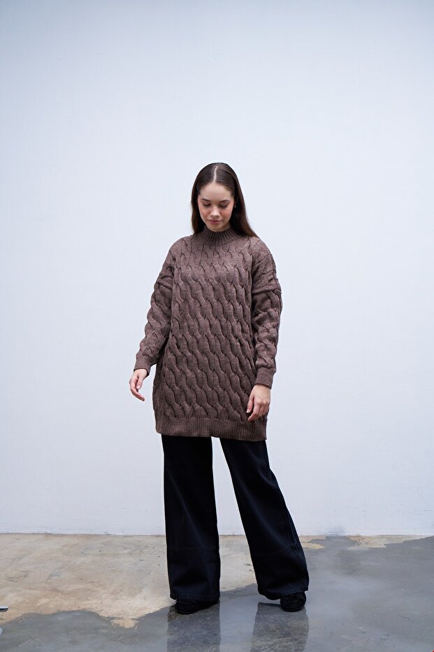 Braided Sweater Brown