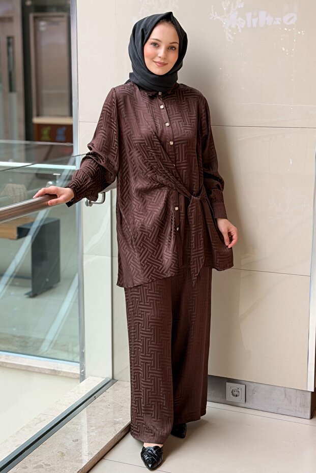 Self-Patterned Tie-Front Shirt and Trousers Set