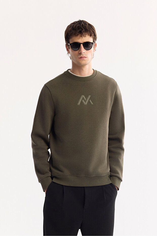 Men's Khaki Crew Neck Cotton Embossed Printed Regular Fit Sweatshirt A52Y1327