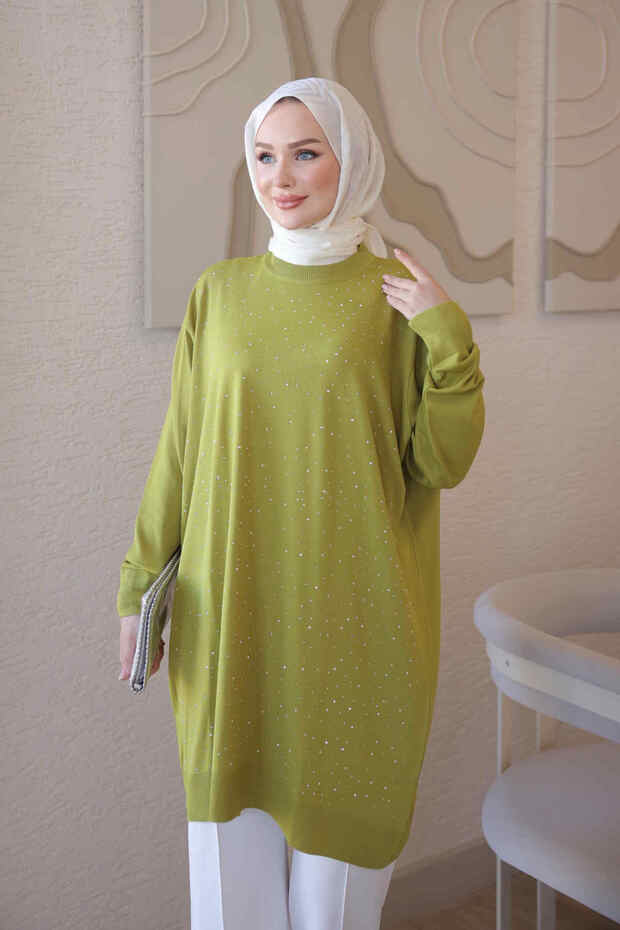 Oil Green Crew Neck Stone Embroidered Tunic
