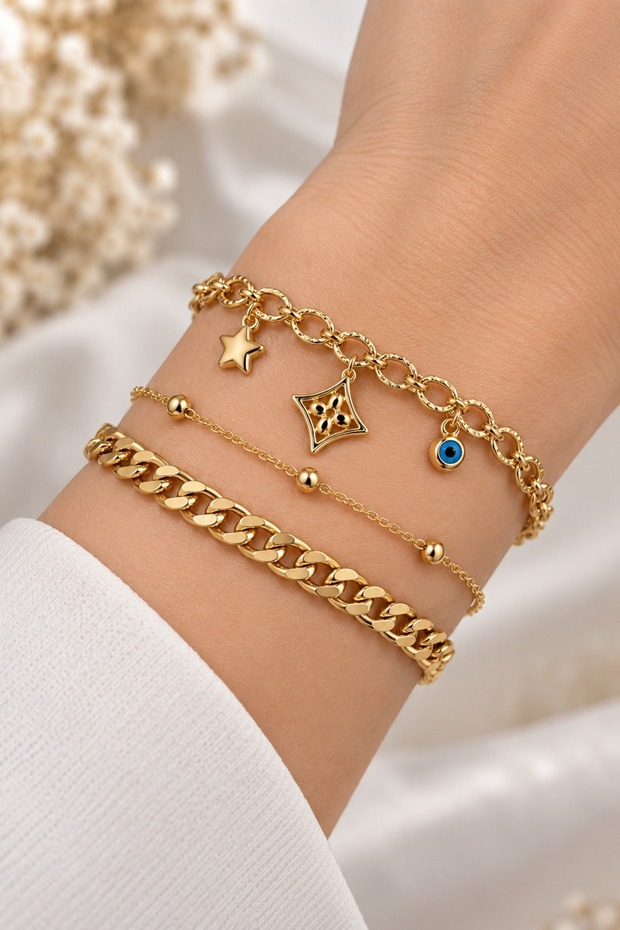 Women's Gold Knot Detail Adjustable Handcuff Bracelet