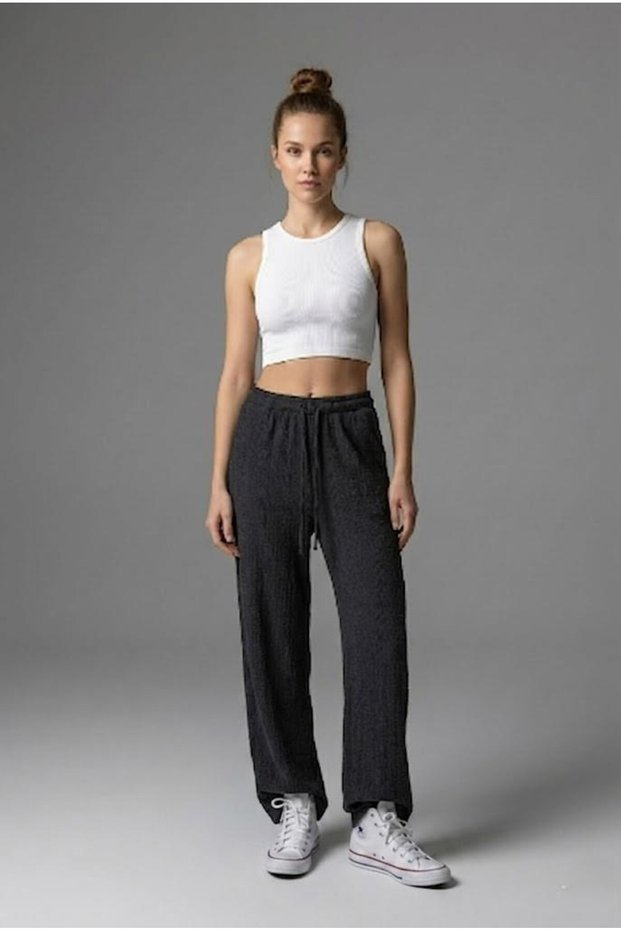 Black Wrinkled Textured Elastic Waist Casual Cut Practical and Comfortable Daily Trousers