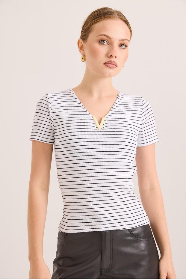 White Cotton Stretchable Camisole Fabric V-Neck Detailed Short Sleeve Striped Knitted Blouse