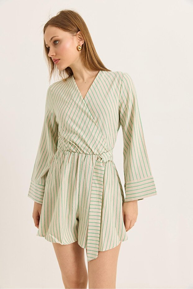Green Woven Fabric Double-Breasted Collar Belt Detail Modern Cut Casual Shorts Jumpsuit