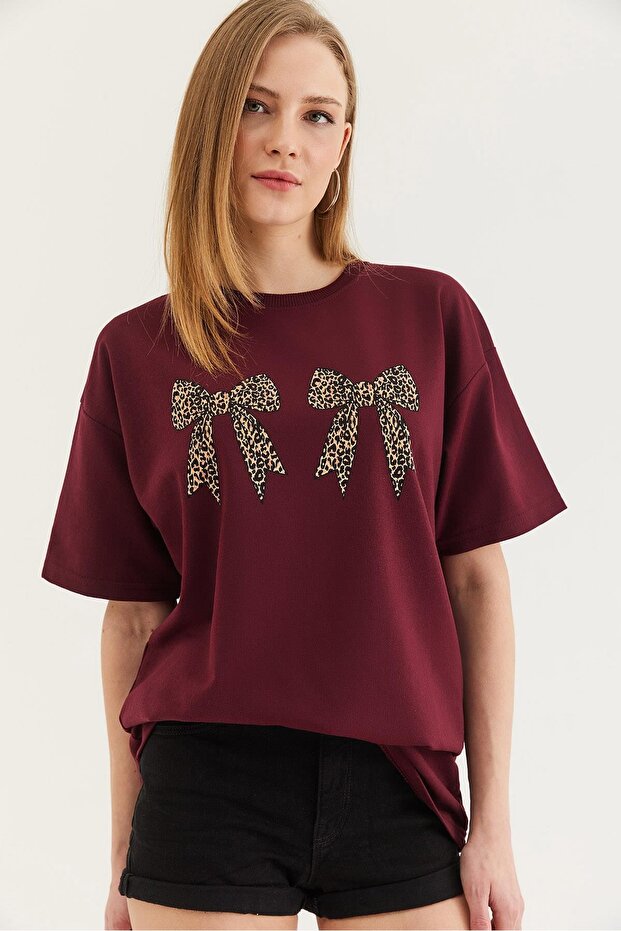 Burgundy Cotton Crew Neck Drop Shoulder Regular Fit Ribbon Print Detailed Basic T-Shirt