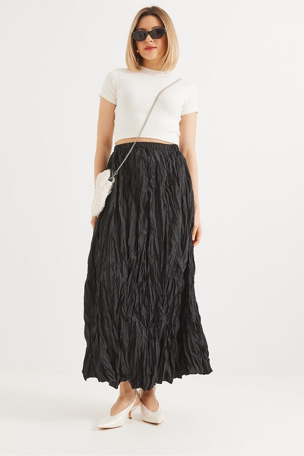 Black Viscose Fabric, Elastic Waist, Comfortable Cut, Wrinkled Textured Long Skirt