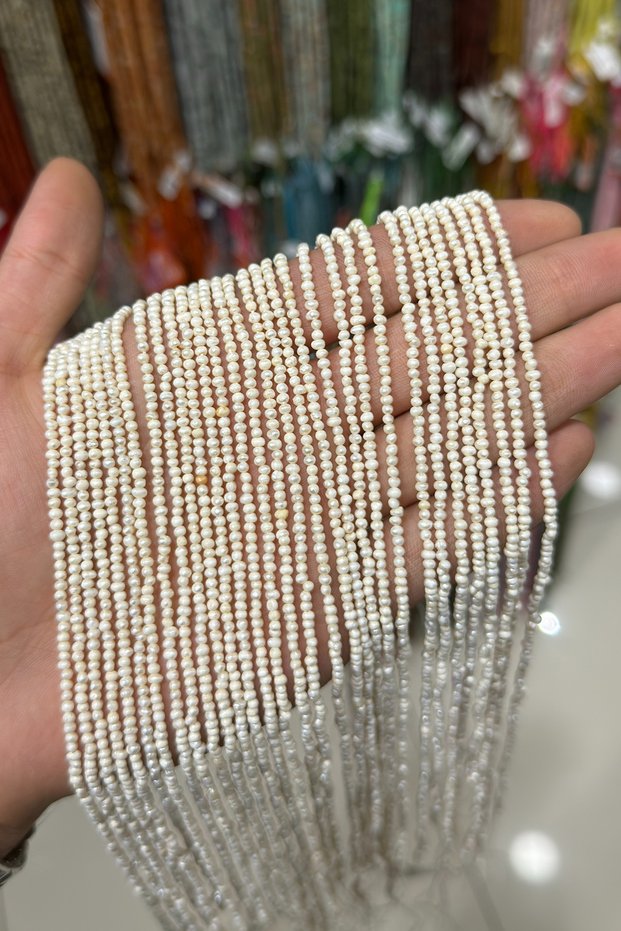 Pearl Natural Stone-Globe Cut 2mm String