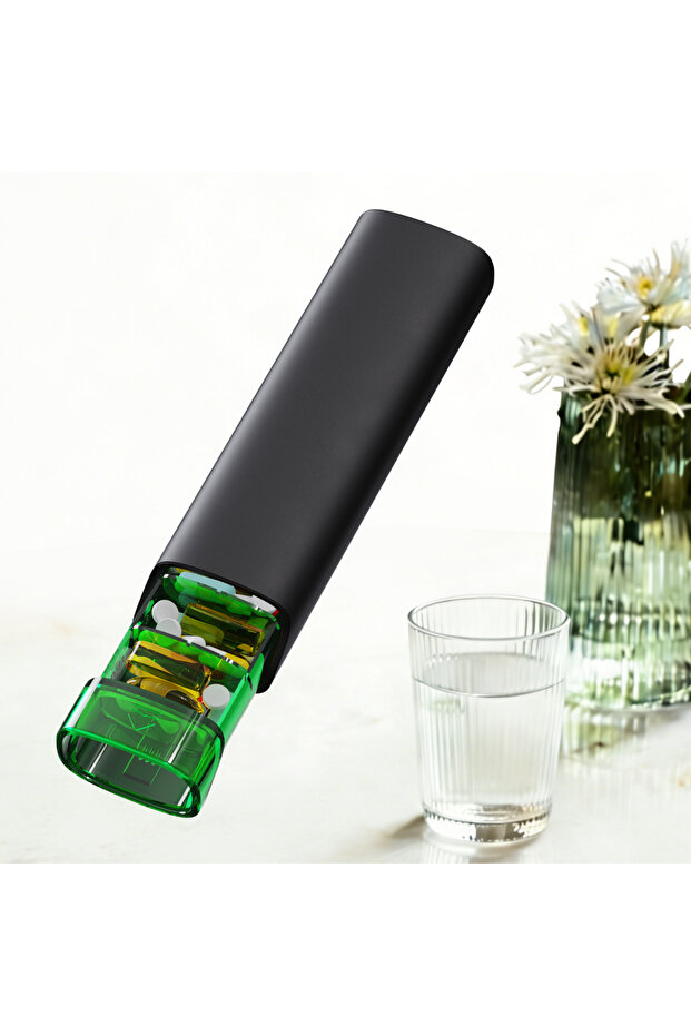 green Portable 7 Day Pill Organizer Sliding Design Silicone Case, Travel Weekly Pill Box, Vitamin &