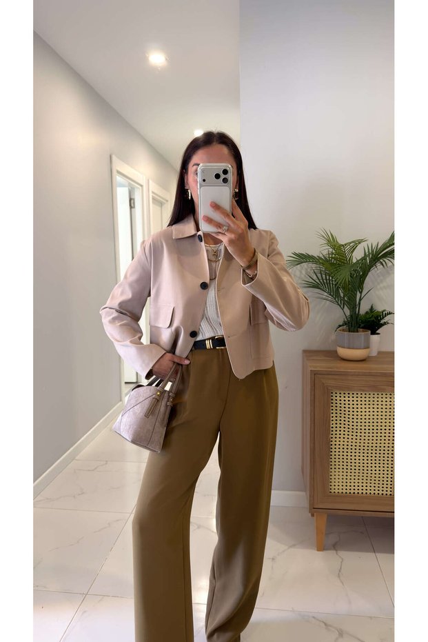 Kesta Stone-Covered Pocket Detailed Suede Jacket