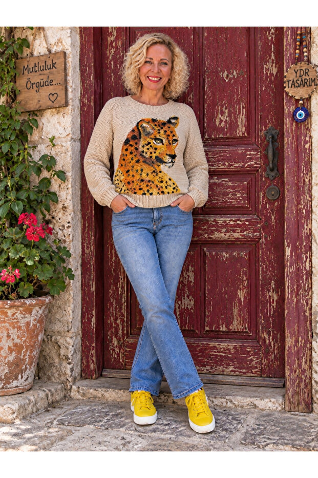 Ydr Design Fabric Paint Drawing Knit Sweater