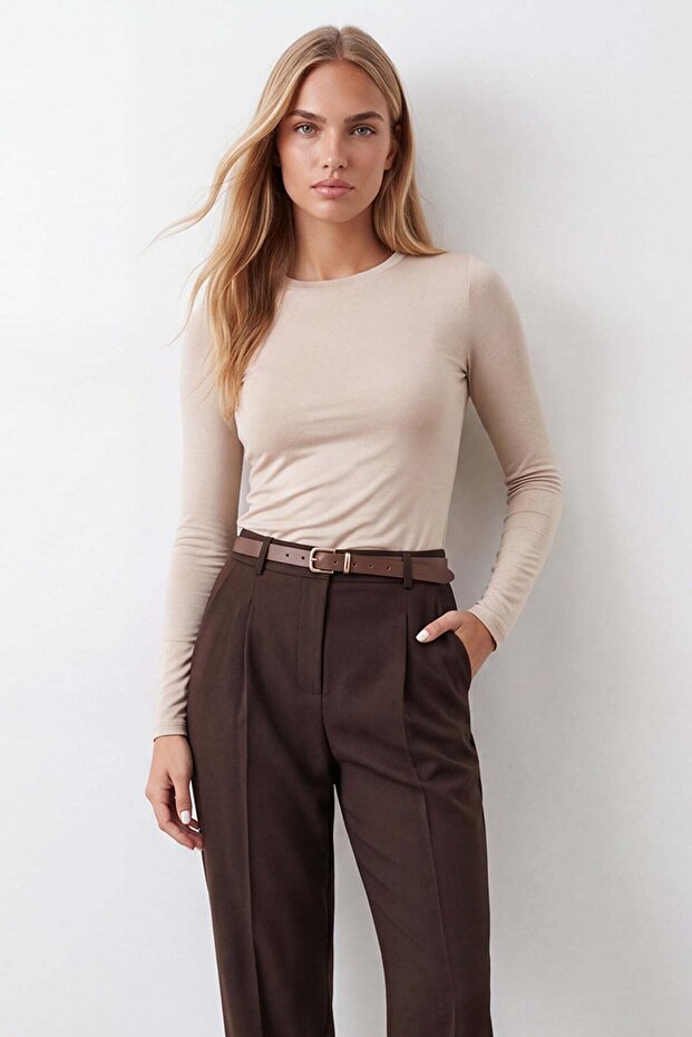 Women's Beige Crew Neck Basic Blouse Alc-X14389