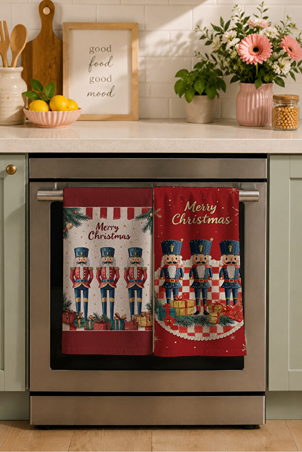 Grand Nutcracker Christmas Large Nutcracker Red Christmas Patterned 2-Piece Kitchen Towel Set 35X55