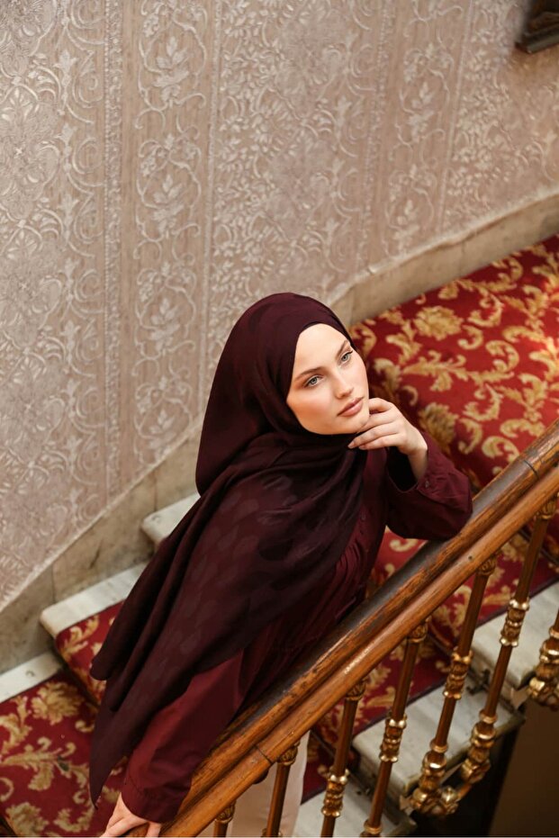 Talia Arc Pattern Jacquard Shawl - Dark Burgundy