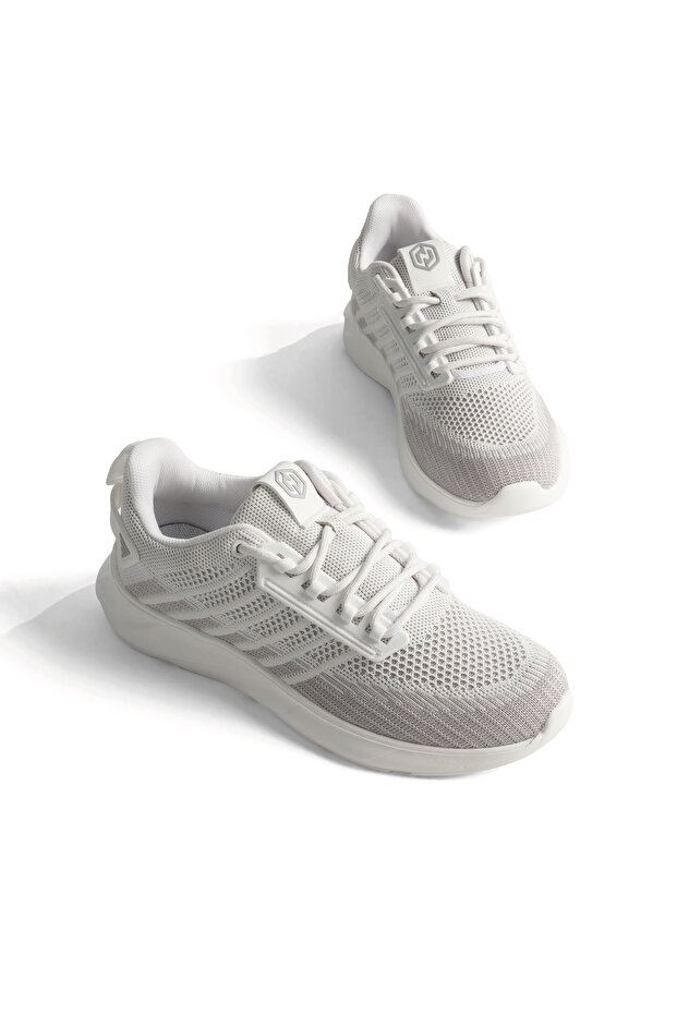 Men's Gray Breathable Lace-Up Sneaker
