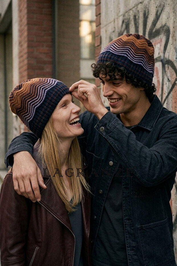 Soft Textured Wave Patterned Unisex Beanie