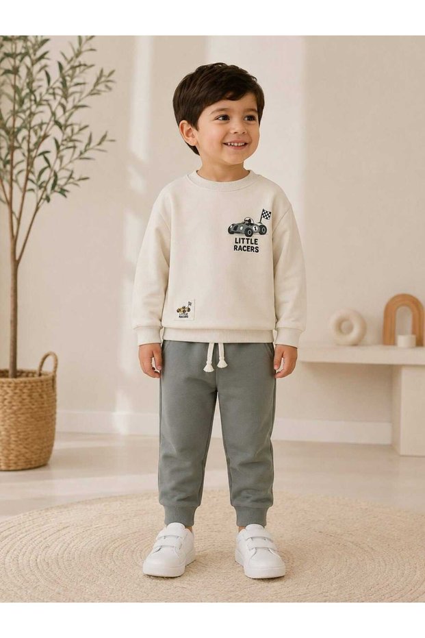 Boy's Little Racers Printed 2-Piece Set