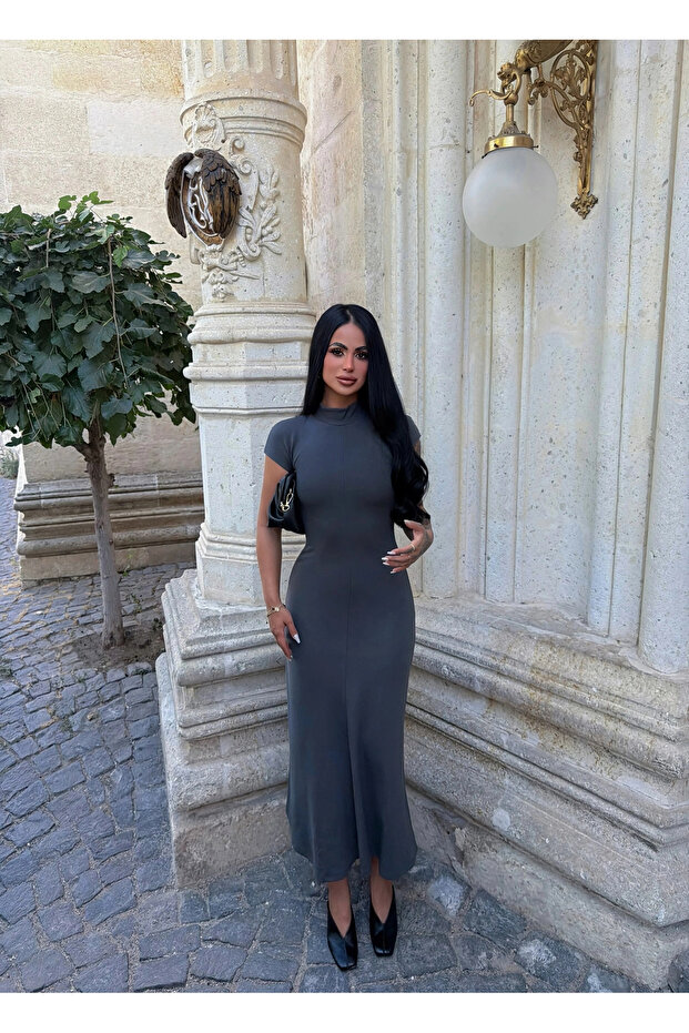 Gray High Collar Flounce Knit Dress
