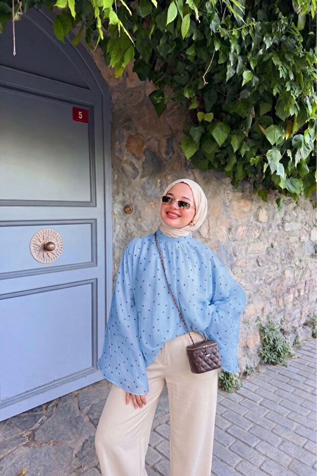 Polka Dot Chiffon Robe Bat Sleeve Blouse Blue