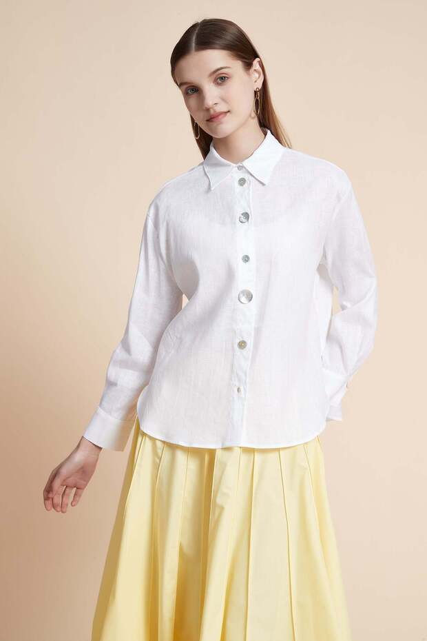 Plain Shirt with Long Sleeves