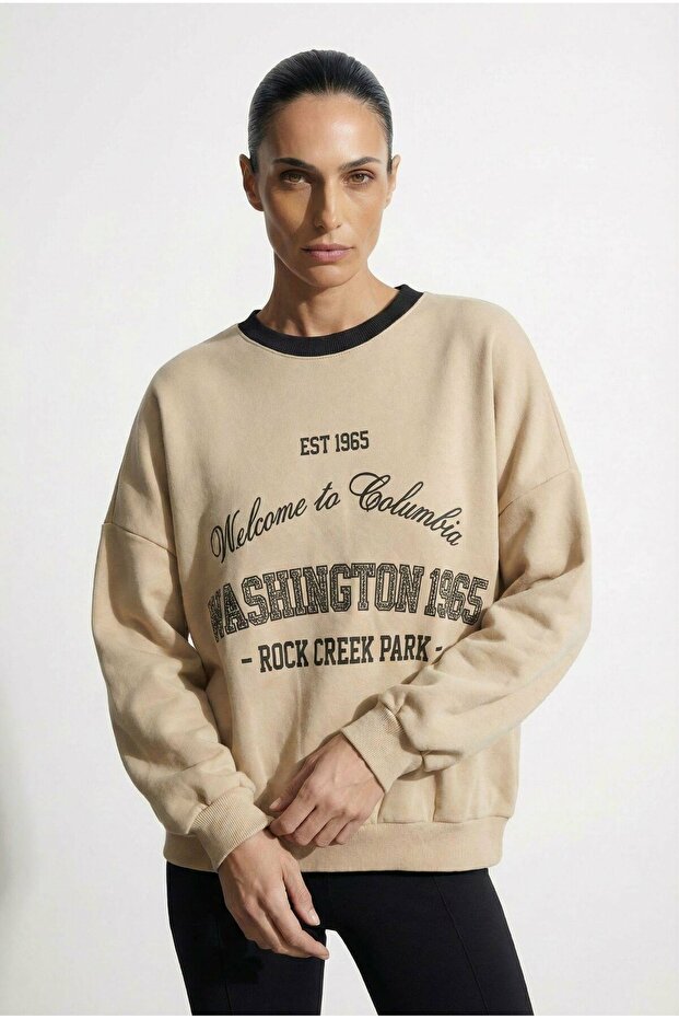 Women's Beige Embroidery Detailed Sweatshirt