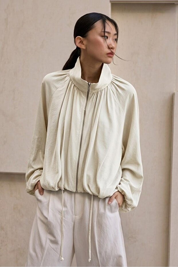 Stone Beige Color Standing Collar Balloon Sleeve Bomber Jacket Per9801