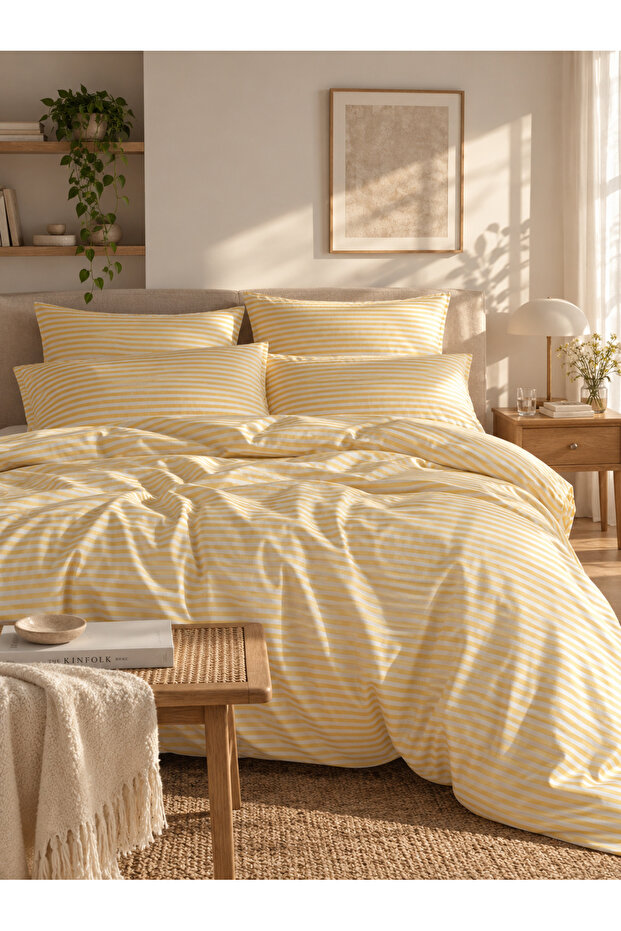 Double Duvet Cover Set with Elasticated Sheets Satin Yellow