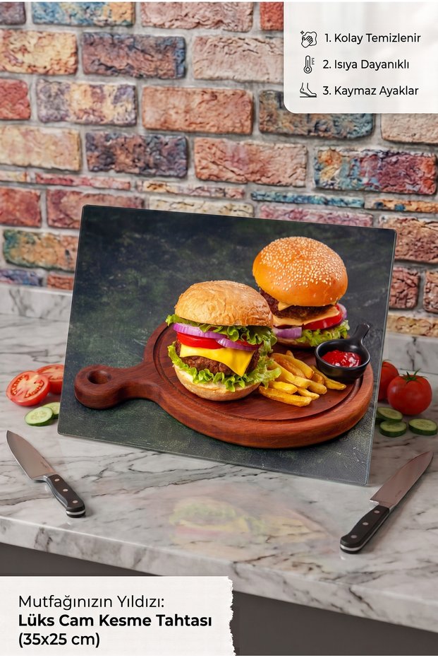 Elegant Design Deer Figured Glass Cutting and Chopping Board Scratch Resistant 25X35 cm Size