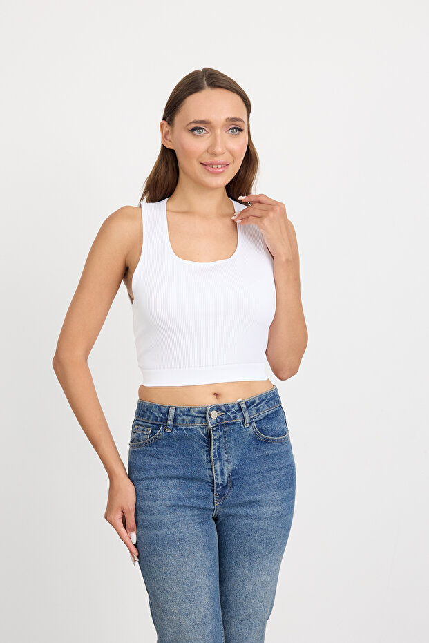 Kadın Beyaz Crop Kalın Askılı Basic Bluz Atlet