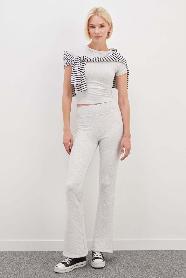 3 Threaded Non-Threaded Elastic Waist Flare Leggings