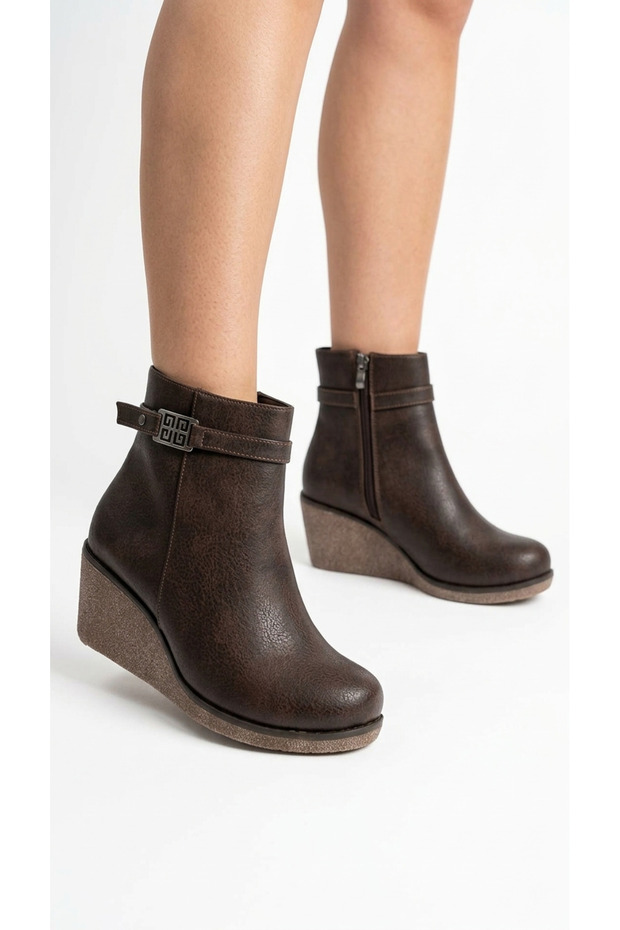 Women's Leather Look Belt Detailed Wedge Heeled Casual Ankle Boots