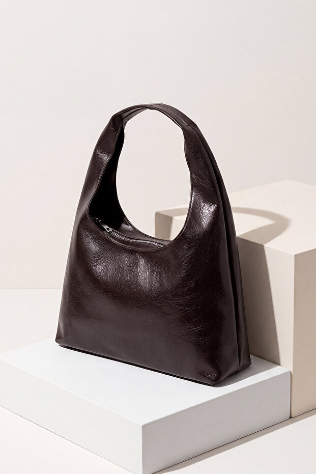 Women's Large Volume Single Handle Soft Form Casual Shoulder Bag Zeray Brown