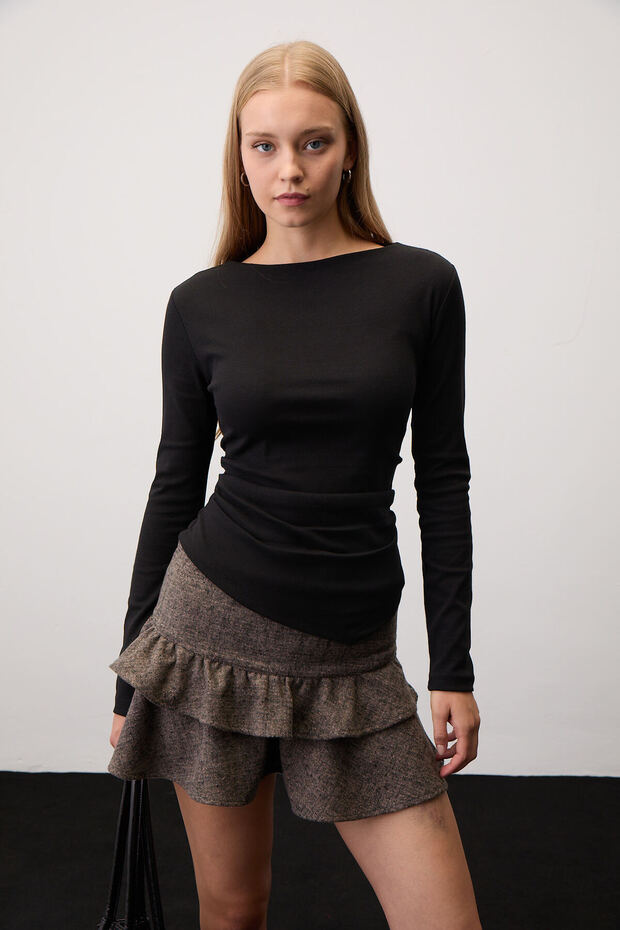 Mint boat neck asymmetrical hem long sleeve black blouse with side ruching