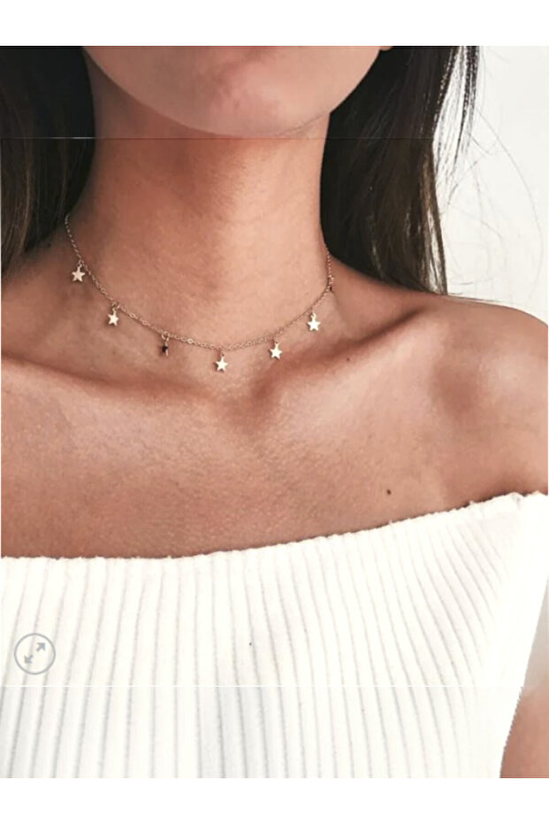 Stylish Necklace with Star Detail