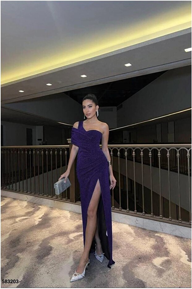 One-Slit Evening Dress Off-The-Shoulder Dress