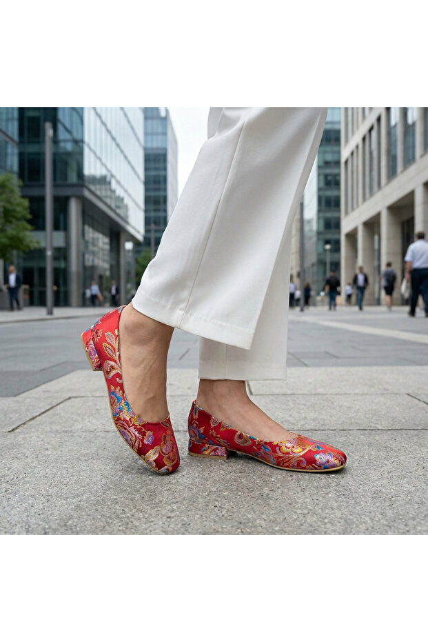 Valley Ethnic Pattern Classic Cut Ballerinas (Strapless Model)