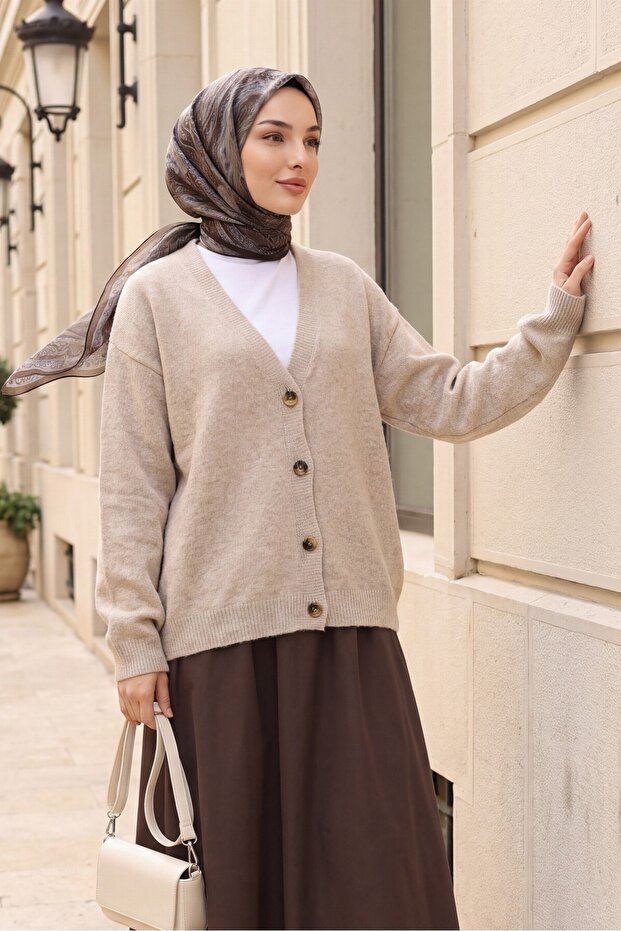 Buttoned Front V-Neck Soft Knitwear Cardigan - Light Mink