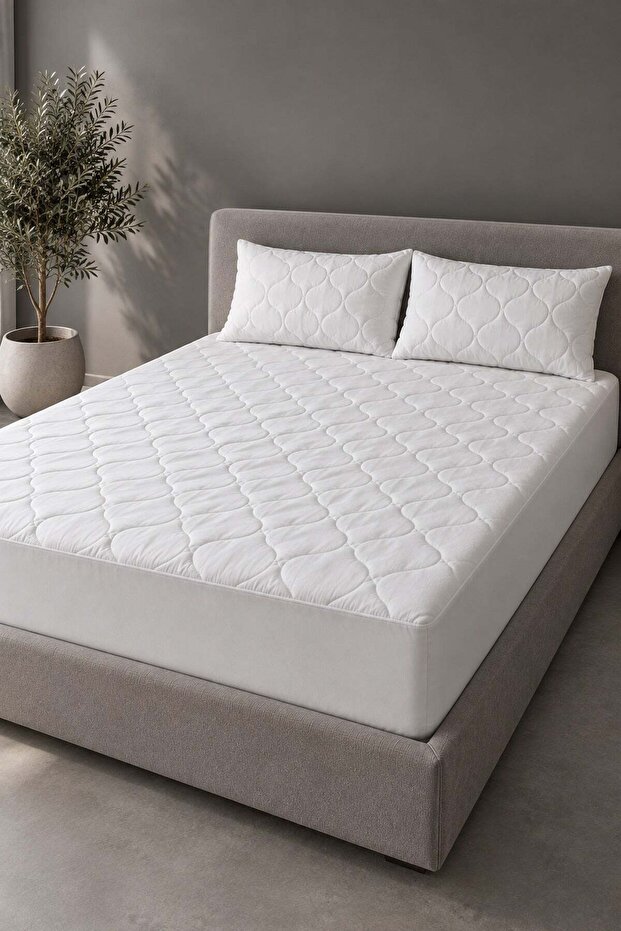Liquid-Proof Quilted Fitted Full Edge Mattress Protector Mattress Cover White