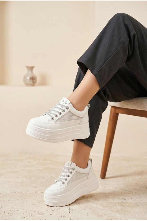 Women's Silvery Lace-Up High Platform Sole Sneaker Mesh Comfortable Walking and Daily Sports Shoes Thick Sole Sneaker Bridal Shoes