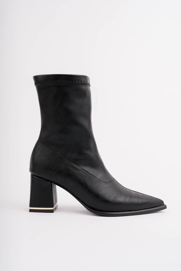 Shoe Factory Women's Pointed Toe Block Heel Zippered Stretch Boots