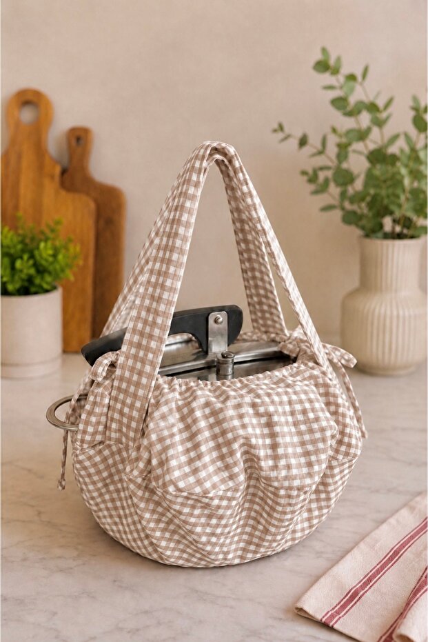 Adjustable Drawstring Picnic Cookware and Pressure Cooker Carrying Bag, Double Layer Red Gingham