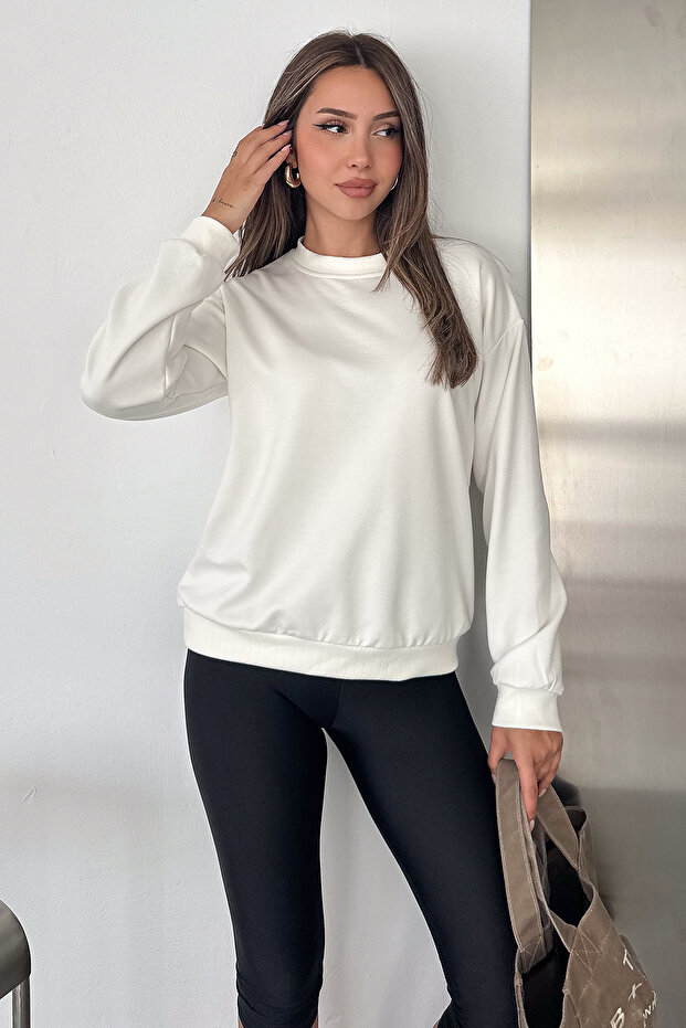 Women's Basic Soft Crew Neck Sweatshirt