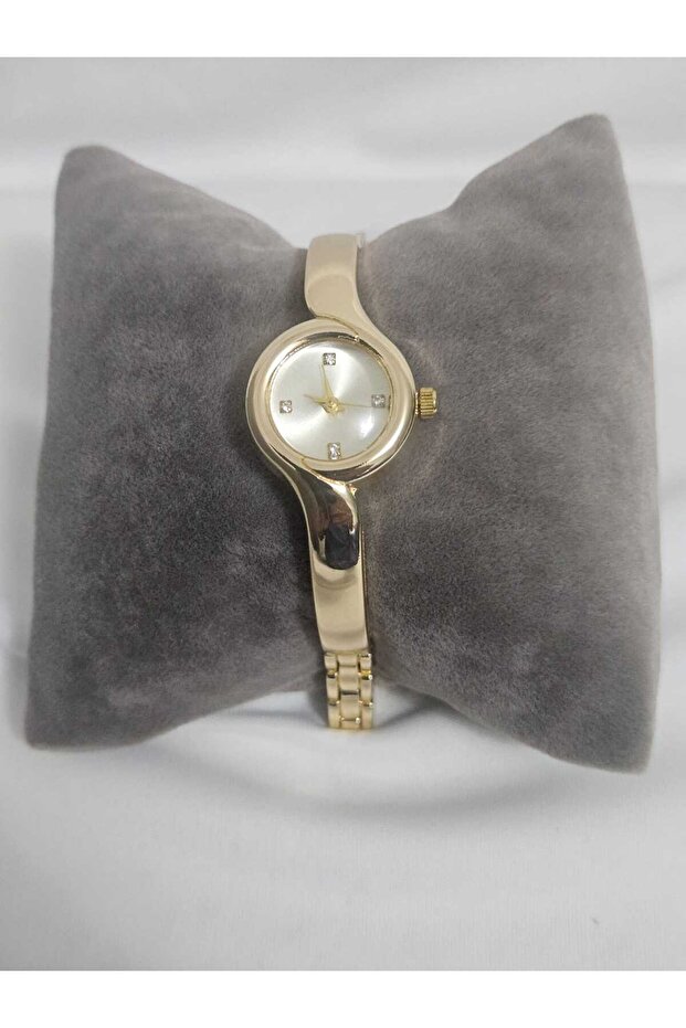 Handle clock