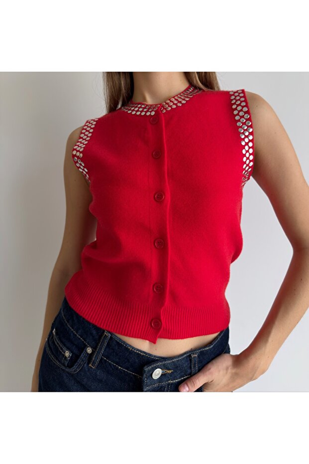 Sequin Detailed Soft Textured Buttoned Front Knitwear Vest