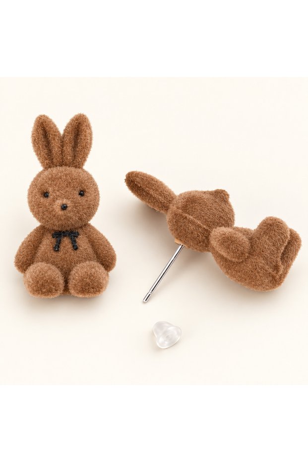 Bunny earrings with fluffy texture