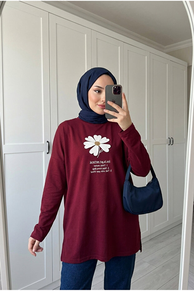 Women's Daisy Flower Embroidered Letter Print Detailed Loose Long Sweat Tunic