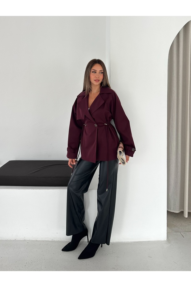 Women's Adjustable Waist Double-Breasted Collar Oversize Seasonal Short Trench Coat