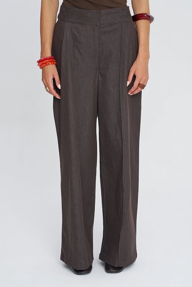 Women's Wide-Leg Stretchy Pants with Front Seam Detail