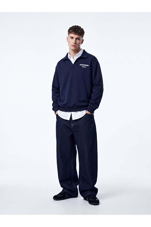 Regular Fit V-Neck Letter Printed Navy Blue Sweatshirt