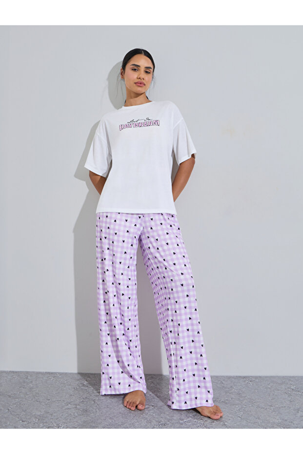 Multi-Color Printed T-Shirt With Checked Pants Pyjama Set